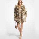 Mink fur coat trendy sollicitudin