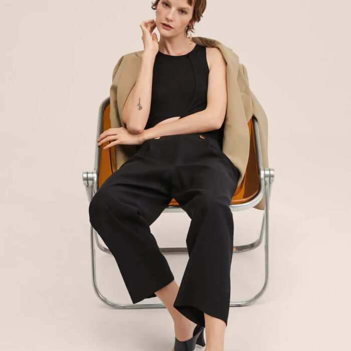 Elastic waist straight trousers